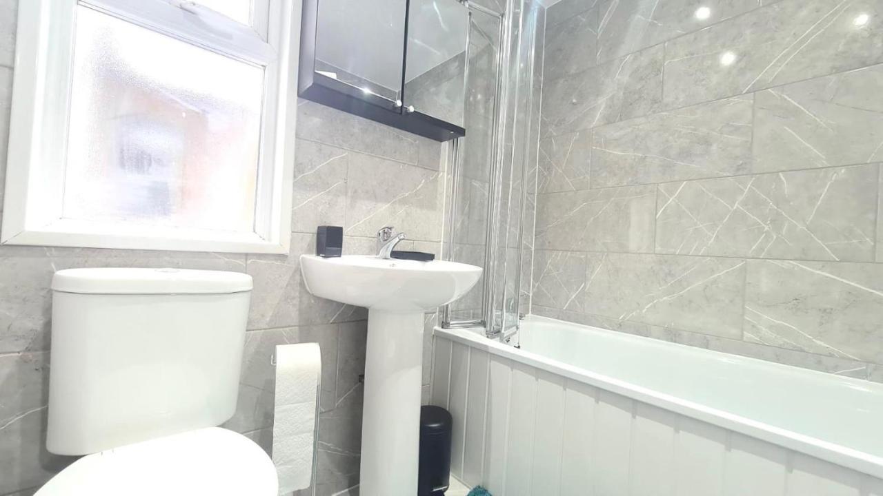 Cosy Single Room In Manor Park Londres Extérieur photo